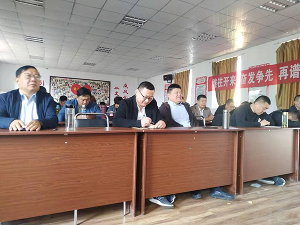 百煉成鋼、眾志成城—匯豐銷(xiāo)售精英國(guó)慶大練兵